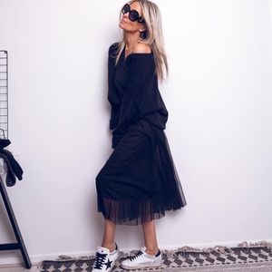 Grunge Mama long sleeve pleaded black dress, Sz small